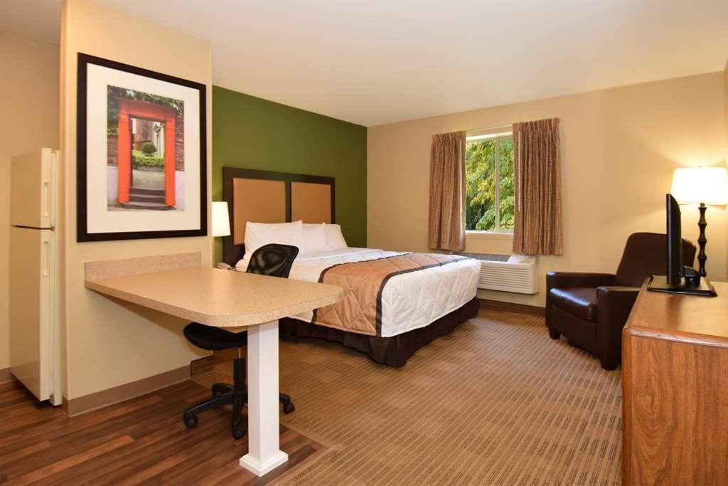 Extended Stay America Select Suites - Detroit - Warren Szoba fotó